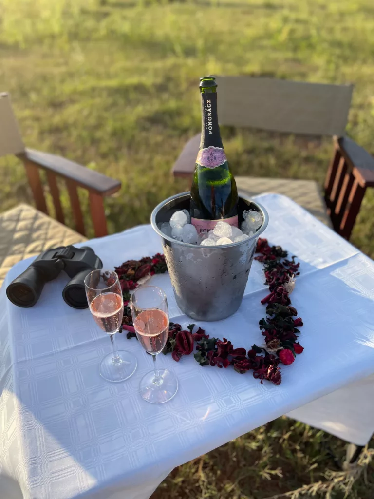 Romantic sun downers at Sediba Safari lodge