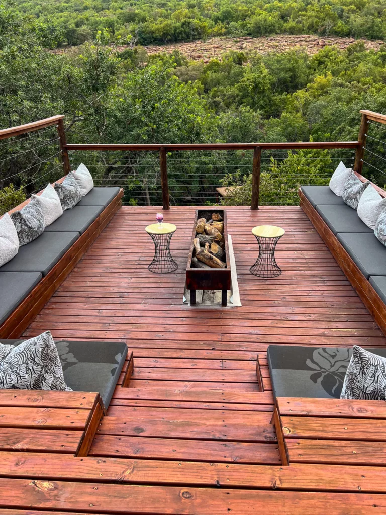 The cozy gathering area at the main building which is the perfect spot to enjoy a refreshing drink after dinner Sediba lUxury Safari Lodge