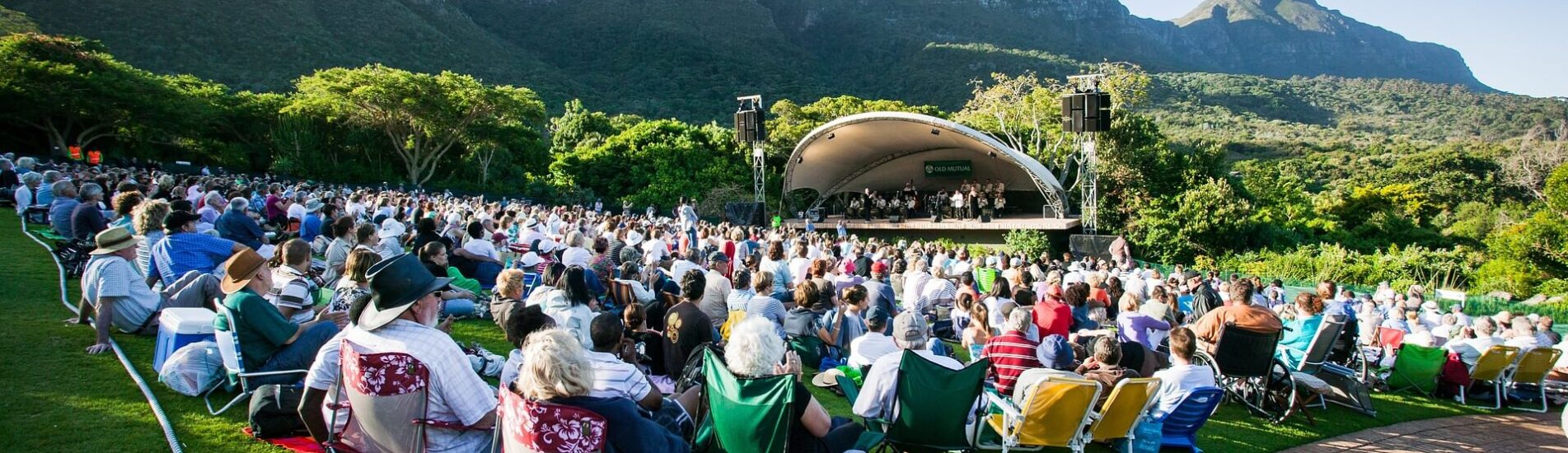 Christmas concert Cape Town People enjoying a show at Kirstenbosch Botanical Gardens