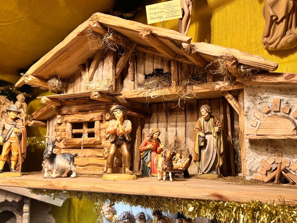 Christmas cot, Weihnachtskrippe, Kripperlmarkt München