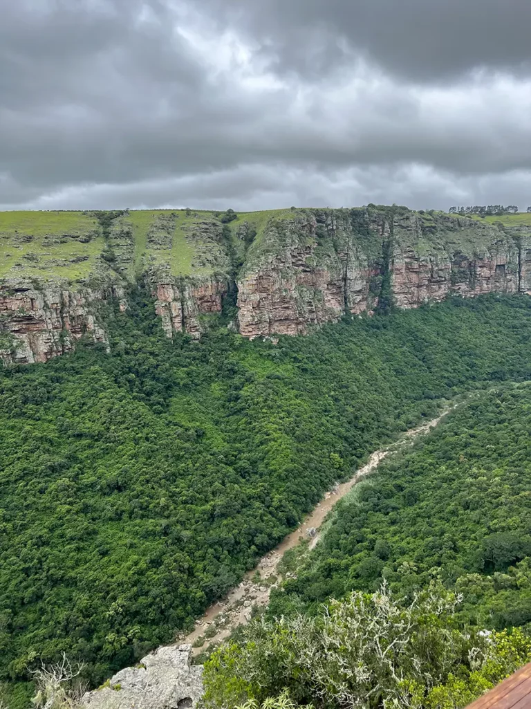 Mountain views in Kwa-Zulu Natal, group tour